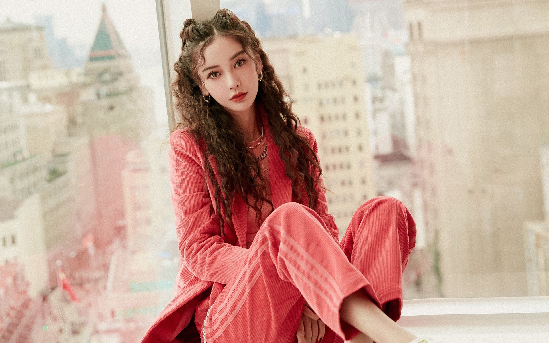 埃夫内普尔在男子公路赛中再次夺金,埃费内普尔